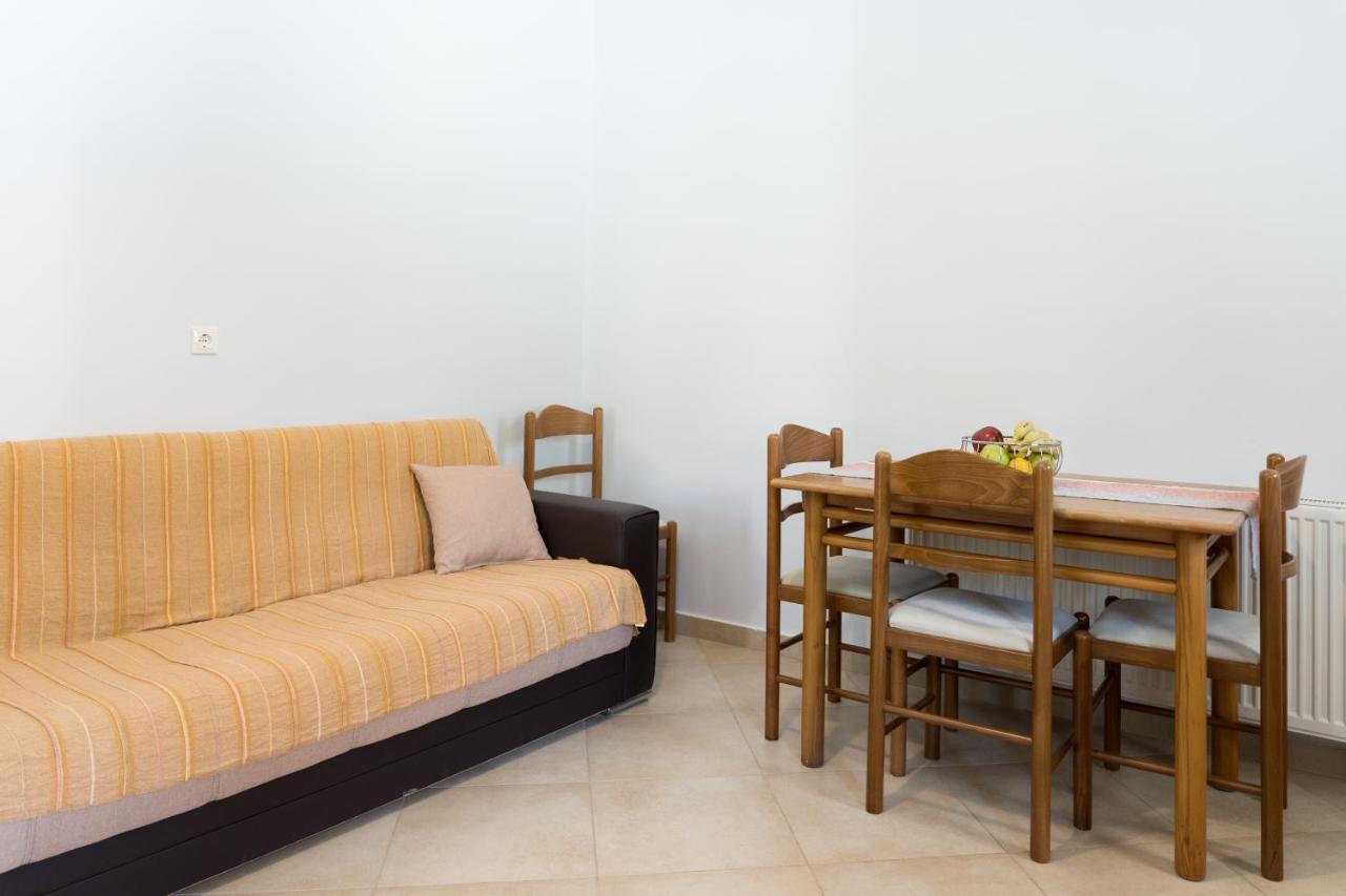 Vilatoria Guesthouse Agia Thekli 外观 照片
